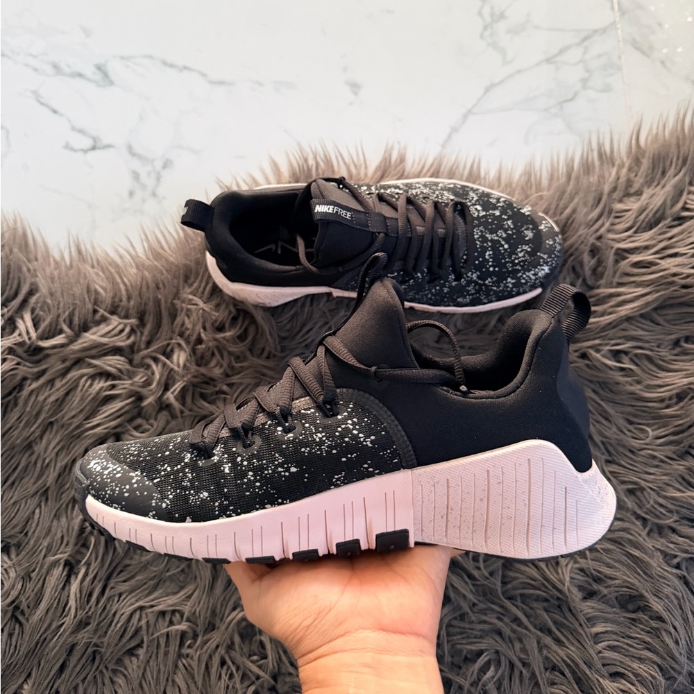 Nike Free Metcon 6 SE - Picture 6 of 12